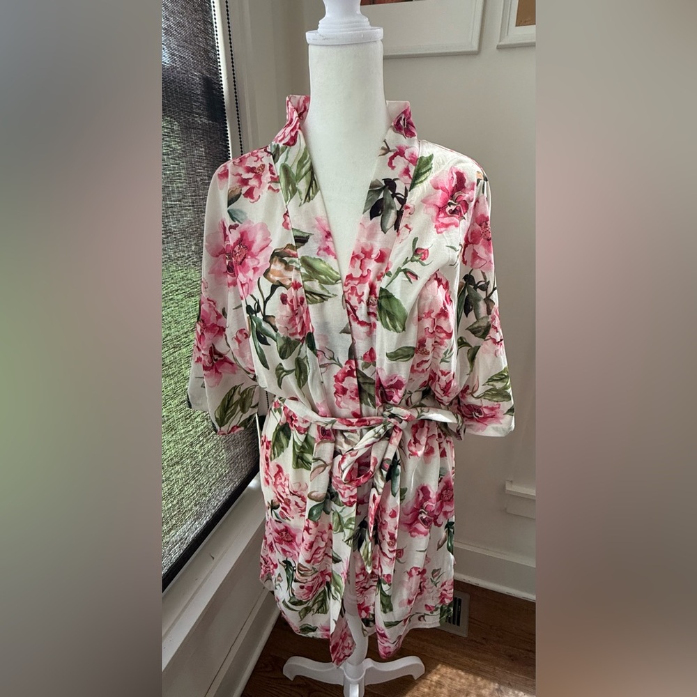 Show Me Your Mumu. Brie Robe in Garden. O/S. - Picture 6 of 8